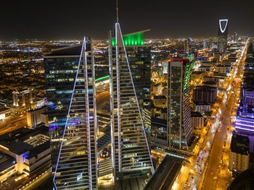 القضايا العقارية